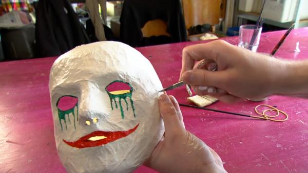 Masker gaatjes maken