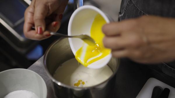 Ingrediënten toevoegen - Stap 1 - Roomijs maken 